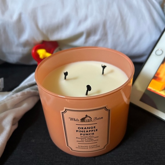 Orange Pineapple Punch Bath and Body Works Candle - Picture 2 of 3